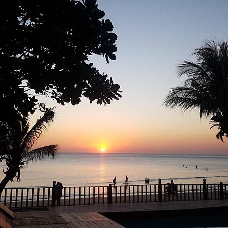 Smile Beach Boutique Resort Chao Lao Beach Exterior photo