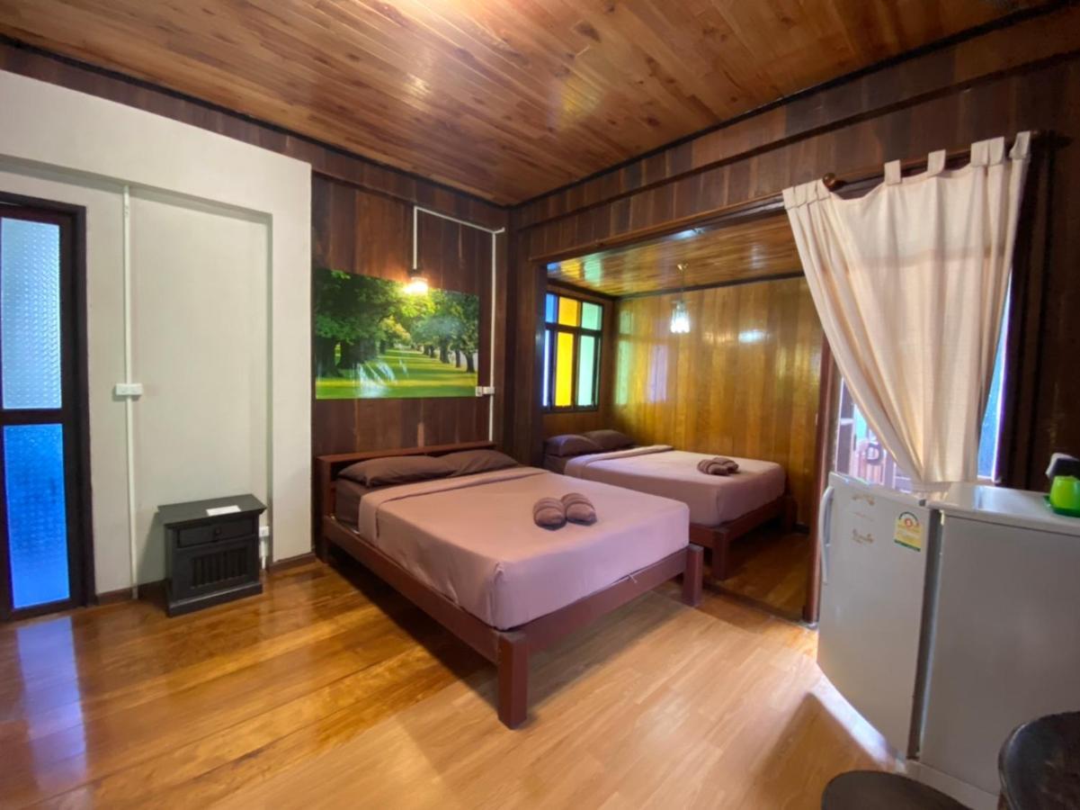 Smile Beach Boutique Resort Chao Lao Beach Exterior photo